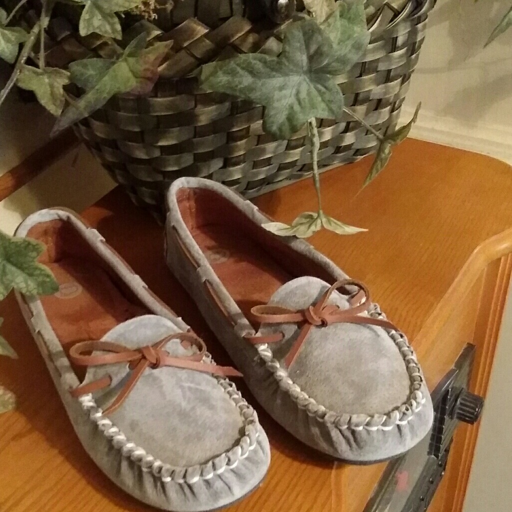 LAMO footwear  sz 9.5